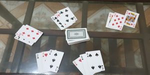Bàn poker F8BET gay cấn